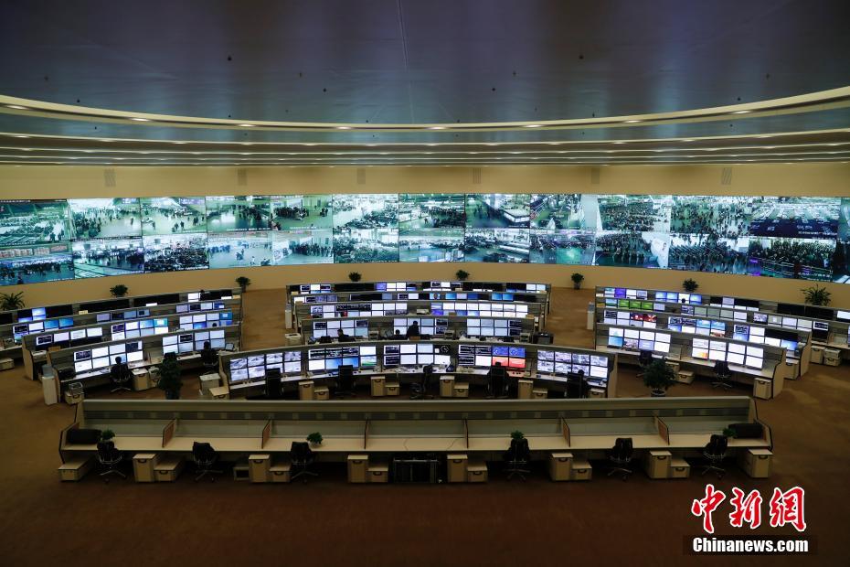 Anthropic发布Claude Sonnet 45 AI模型 编码能力与安全性大幅提升